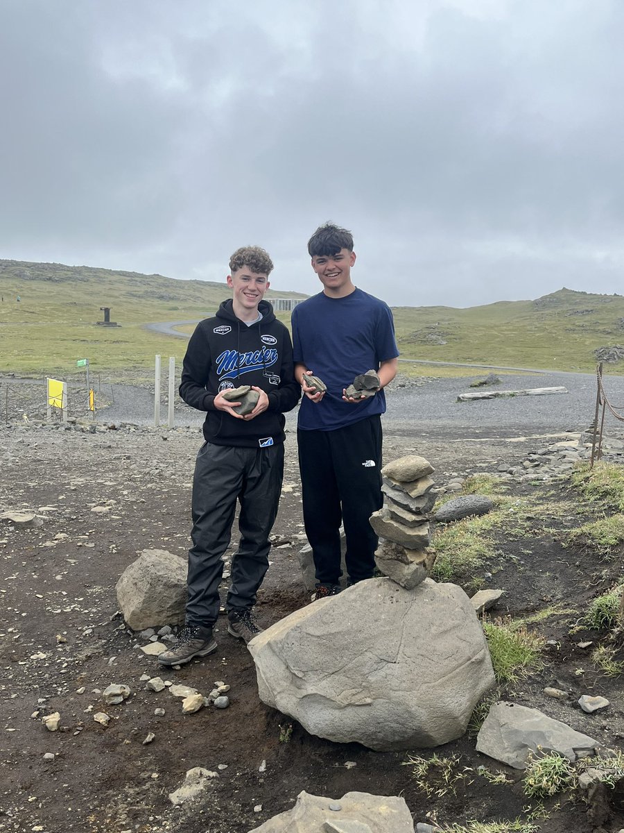 Kerio crater lake &amp; Dyrholaey.