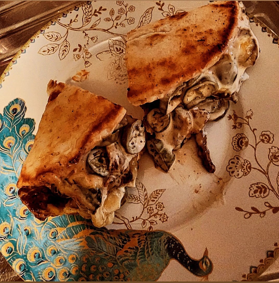 ItsmindofJson's tweet photo. I cant cook right now so #gryo I shoulda got chips https://t.co/DE8WvvdY2v