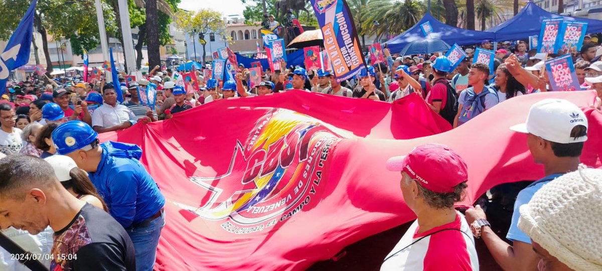 #4Jul de 2024, en el gran arranque de la campaña electoral desde Plaza Sucre, en Caracas, nuestra CBST presente, rumbo ya a Miraflores con el candidato de la clase obrera, <a href="/NicolasMaduro/">Nicolás Maduro</a>.

#VenezuelaVaConTodo 
#VenezuelaEsChavista 
#MaduroPresidente