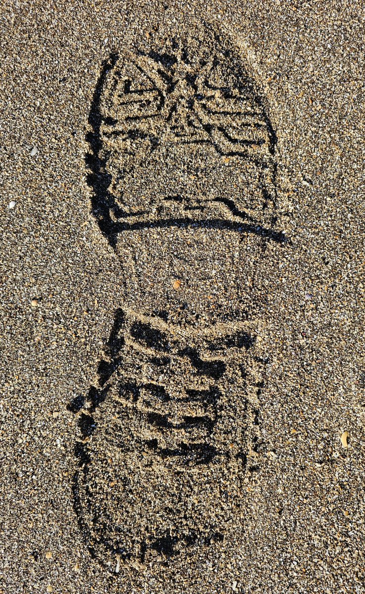 AddMayo_NFT's tweet image. IYKYK #Juststeppedintothefuture @RTFKT