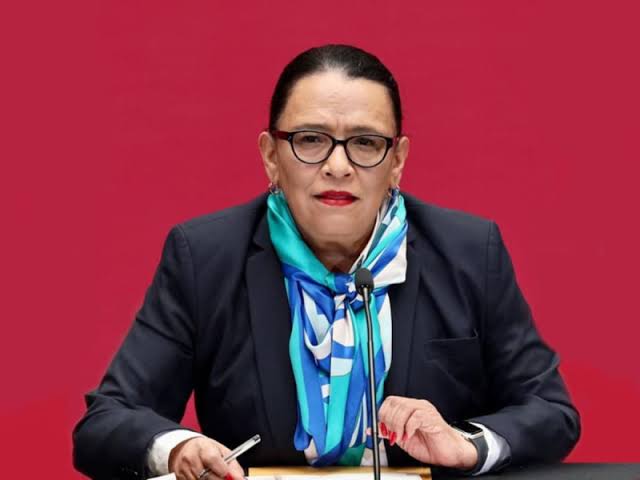 Felicidades querida <a href="/rosaicela_/">Rosa Icela Rodríguez Velázquez</a> tu trabajo y compromiso con nuestro país es reconocido con la designación que hizo nuestra presidenta electa <a href="/Claudiashein/">Claudia Sheinbaum Pardo</a> como Secretaria de Gobernación,  donde con tu talento contribuirás para concretar el segundo piso de la 4 Transformación