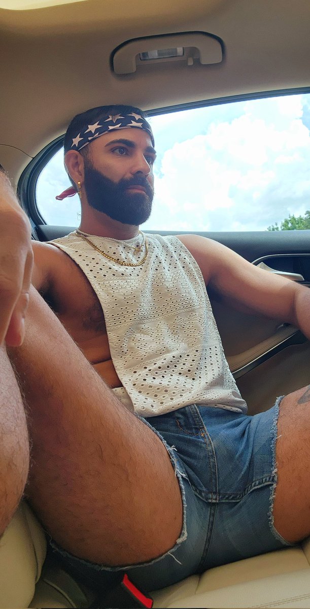 "You look like the 4th of July. Makes me want a hotdog reaaal bad"