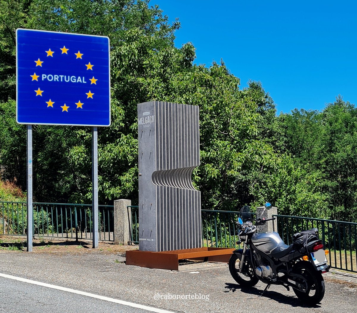 cabonorteblog's tweet photo. A ruta de hoxe ata Portugal: Compostela - Forcarei - Avión - Cortegada - Melgaço - Monção - Ponteareas - Soutomaior - Moraña - Compostela. 295.2 km.
#suzuki #gs500 https://t.co/mrPFE5Wc4T