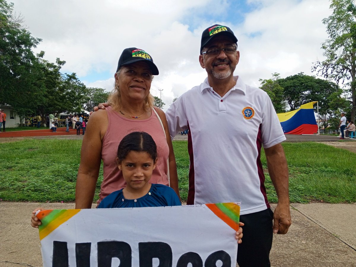 Nosotros estamos claros de los que hacemos, construimos en el presente el mejor #futuro para las nuevas generaciones haciendo acompañamiento en el proceso de transformación nacional para que se mantenga el #proyecto en el #tiempo <a href="/HONORELUIS/">Lic. Luis F. Honore</a> <a href="/Juanlinaresruiz/">Juan Linares</a> #sinmiedo