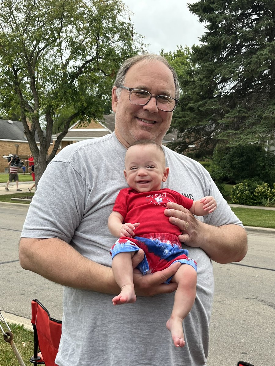 Today is our 32nd wedding anniversary. We went to a parade with our grandson, Sal❣️❣️