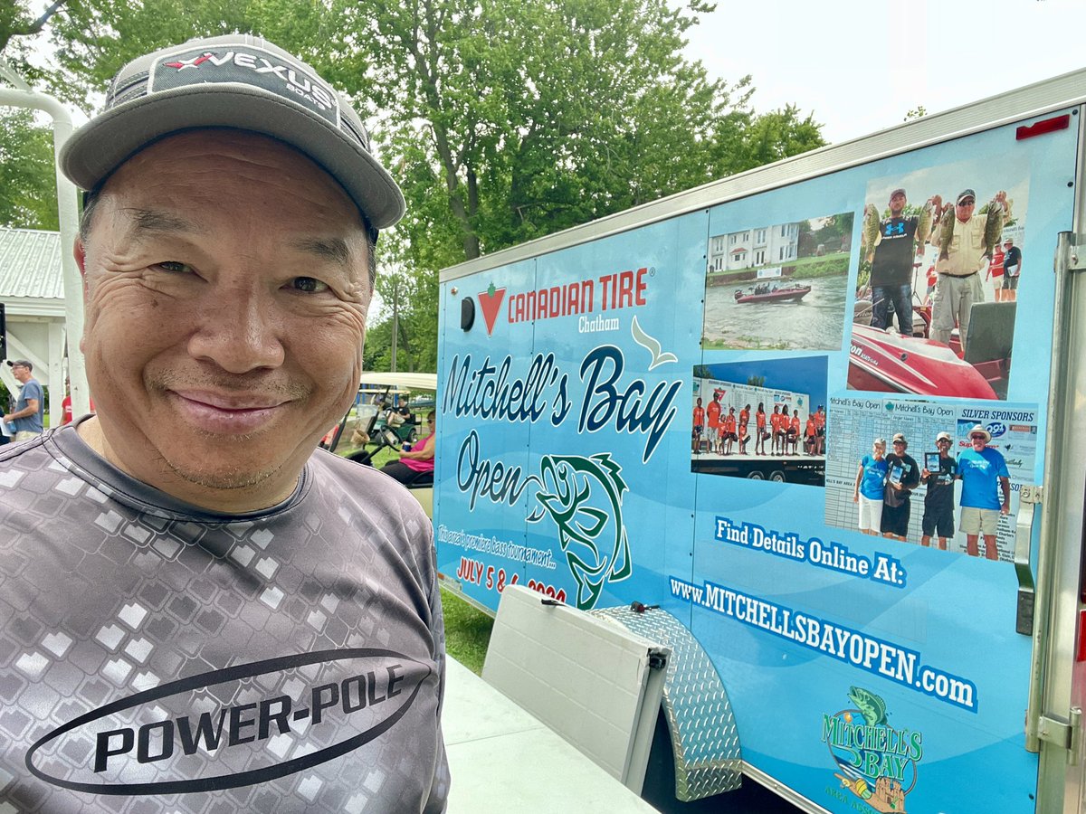 FishHardDave's tweet image. We’re down at the Canadian Tire Mitchell’s Bay Open on Lake St. Clair! Hope the weather &amp;amp; the bass cooperate!🤞🤞🤞Best of luck to all competing teams! #LakeStClair #MitchellsBayOpen