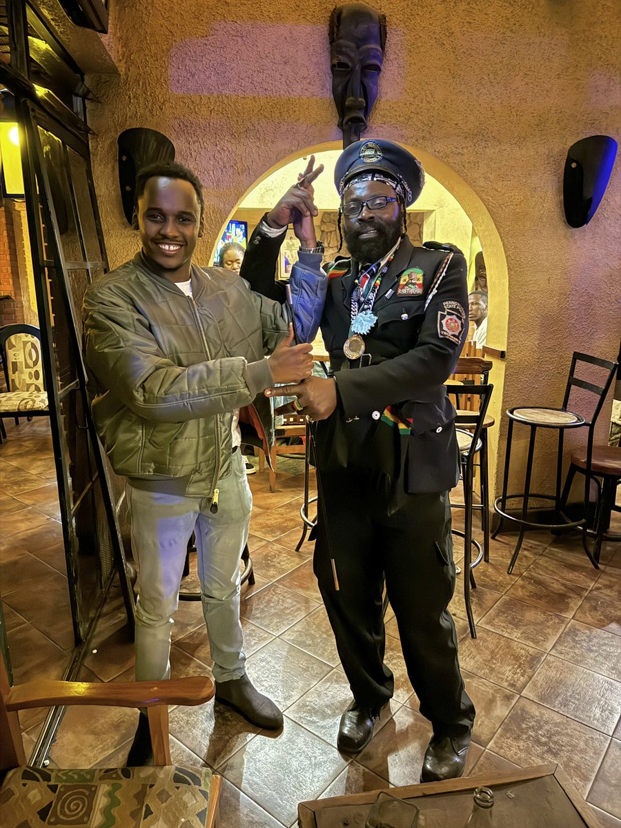 KhalifKairo's tweet photo. Nipeeni jina ya kirasta😁
📍K1 club house https://t.co/XVrPOtlJsG
