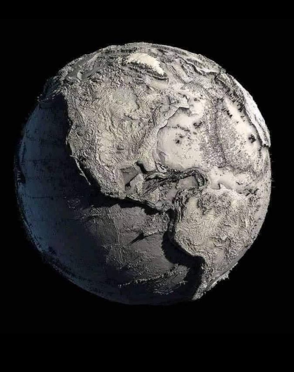 🌏 En la imagen: representación de la Tierra sin agua.