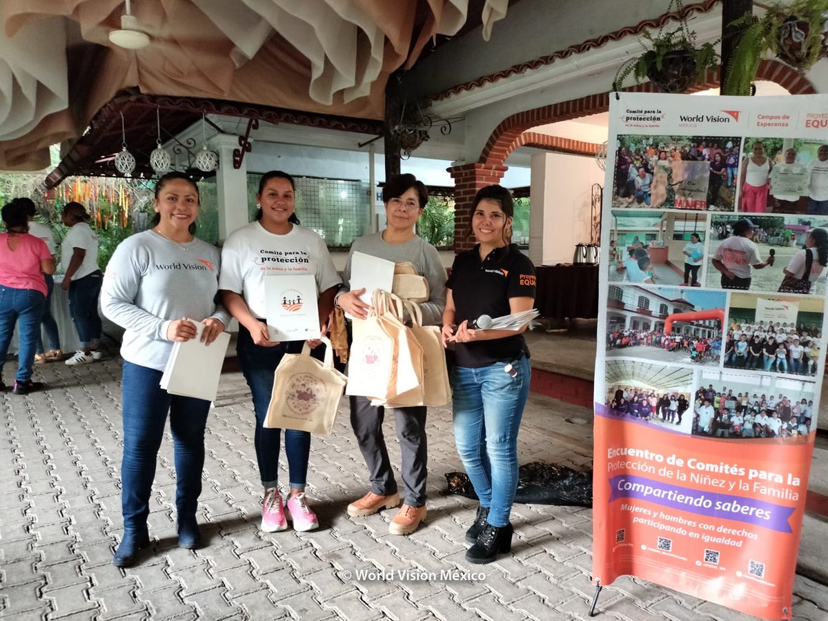 CDE_WorldVision's tweet photo. 2da. parte del intercambio de experiencias entre los Comités para la Protección de la Niñez y la Familia de las comunidades de Soyaltepec y Acatlán. Ampliaron su visión acerca de los planes de acción y las actividades que llevan a cabo de acuerdo a sus contextos @WorldVisionMx https://t.co/D1E9hNhdHJ