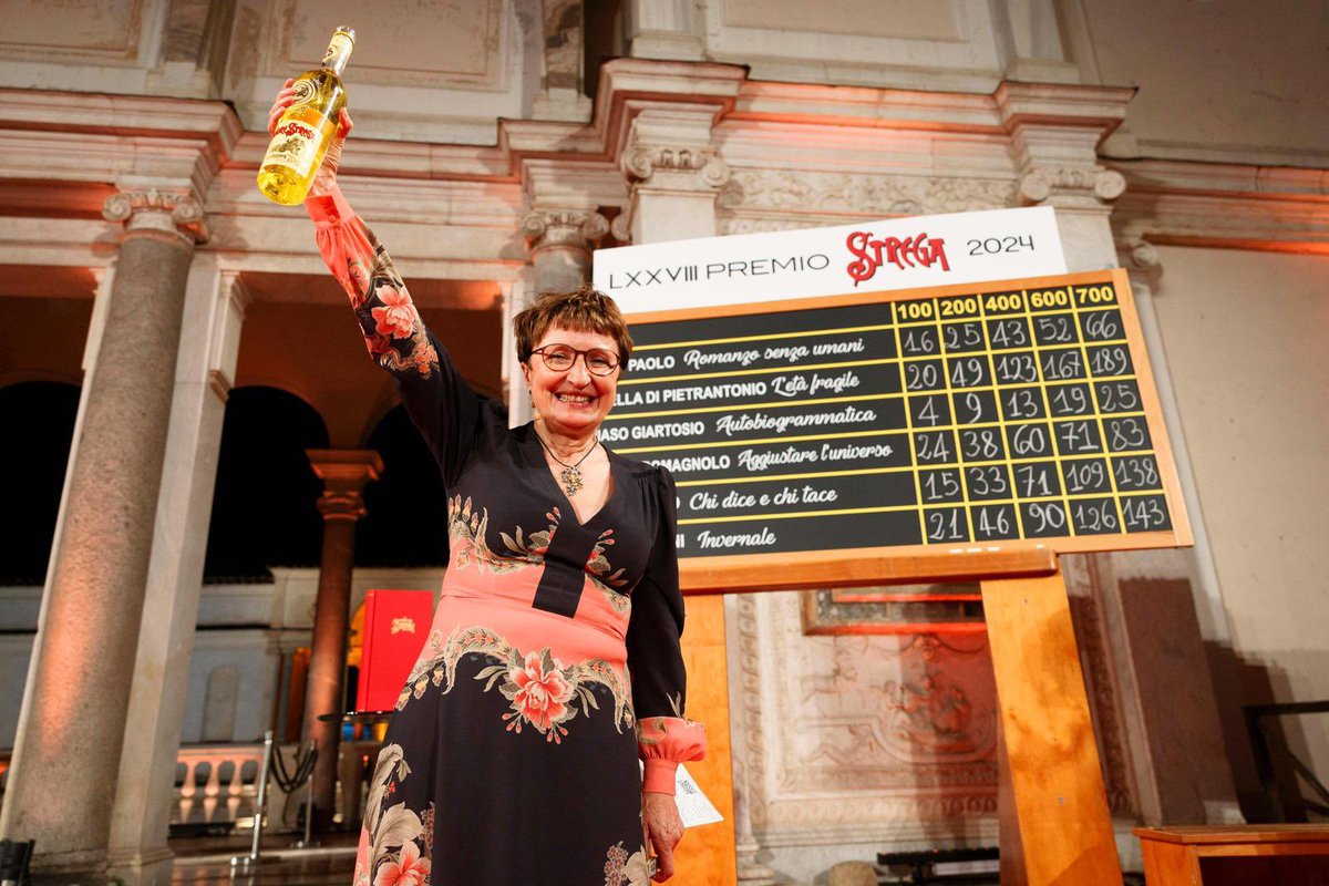 Si è appena concluso lo spoglio della seconda e ultima votazione del Premio Strega, che ha proclamato Donatella Di Pietrantonio, con il romanzo «L’età fragile» (Einaudi), vincitrice della LXXVIII edizione.