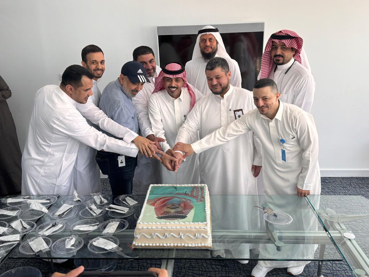 d7mis's tweet photo. 1 -الحمد لله على ما مضى. بالأمس والحمدلله ماهو ات بعد مضي  19 عامًا، خدمة بشركة موبايلي وها أنا اليوم أودعكم بكل الحب والعرفان 

#mobily
#موبايلي https://t.co/RA9tNYRGId