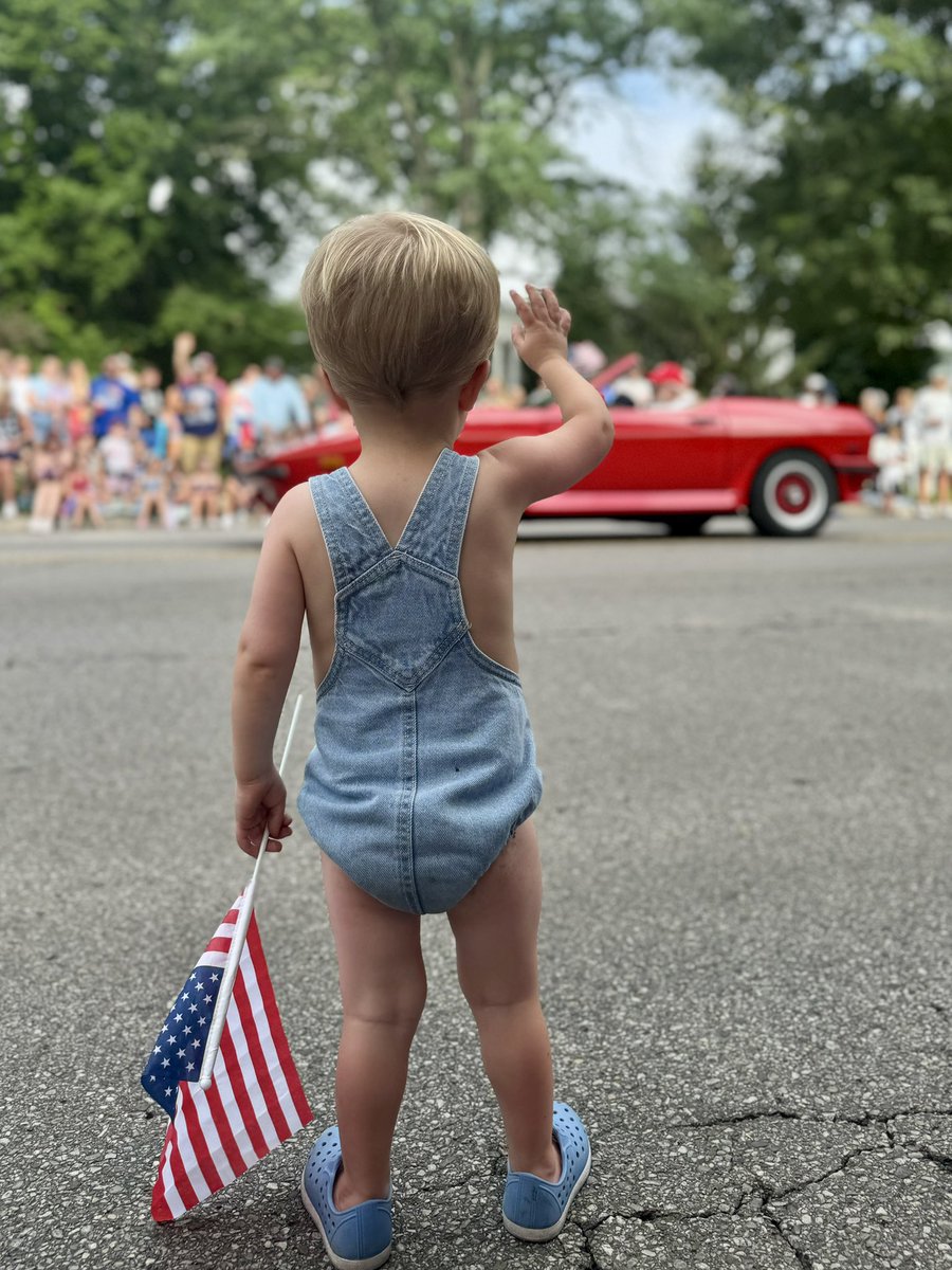 Sam Clark tweet media