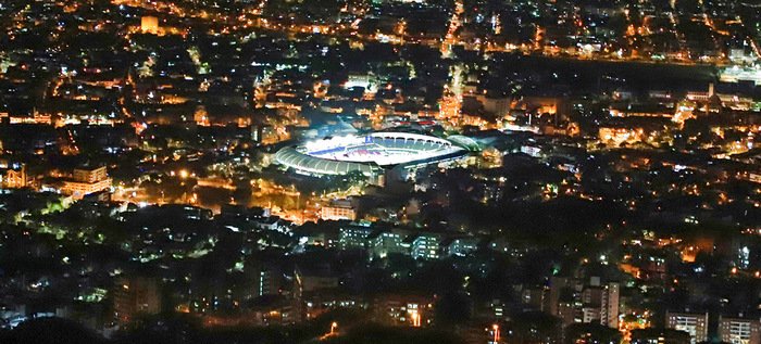 Atención. Emcali recibe 197 quejas diarias, 6 mil/ mes por falta de alumbrado público. Proyecto de alcaldía <a href="/alejoeder/">Alejandro Eder</a> y <a href="/EMCALIoficial/">EMCALI 🇨🇴</a>  busca en 6 meses cambiar 46 mil luminarias tipo LED. La invitación publica de Emcali , acabará con monopolio de 25 años y creará 3 zonas