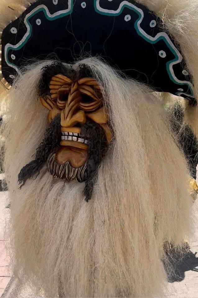 Antorcha promueve y rescata las costumbres de los pueblos originarios . 
#AntorchaYDanzaTradicional