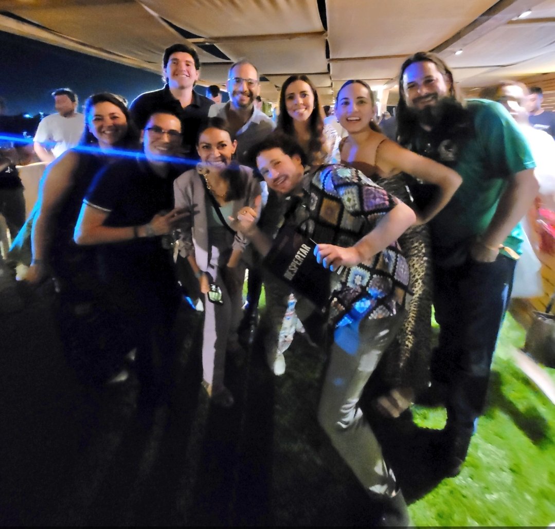 La banda mexicana con <a href="/LuisitoComunica/">Luisillo El Pillo</a> en Talent Land España <a href="/TalentLand_Esp/">Talent Land España</a> 🇪🇸 @talentrepublic_ #TalentLand España 🌍 #México 🇲🇽talent-land.es/eventos/luisit…