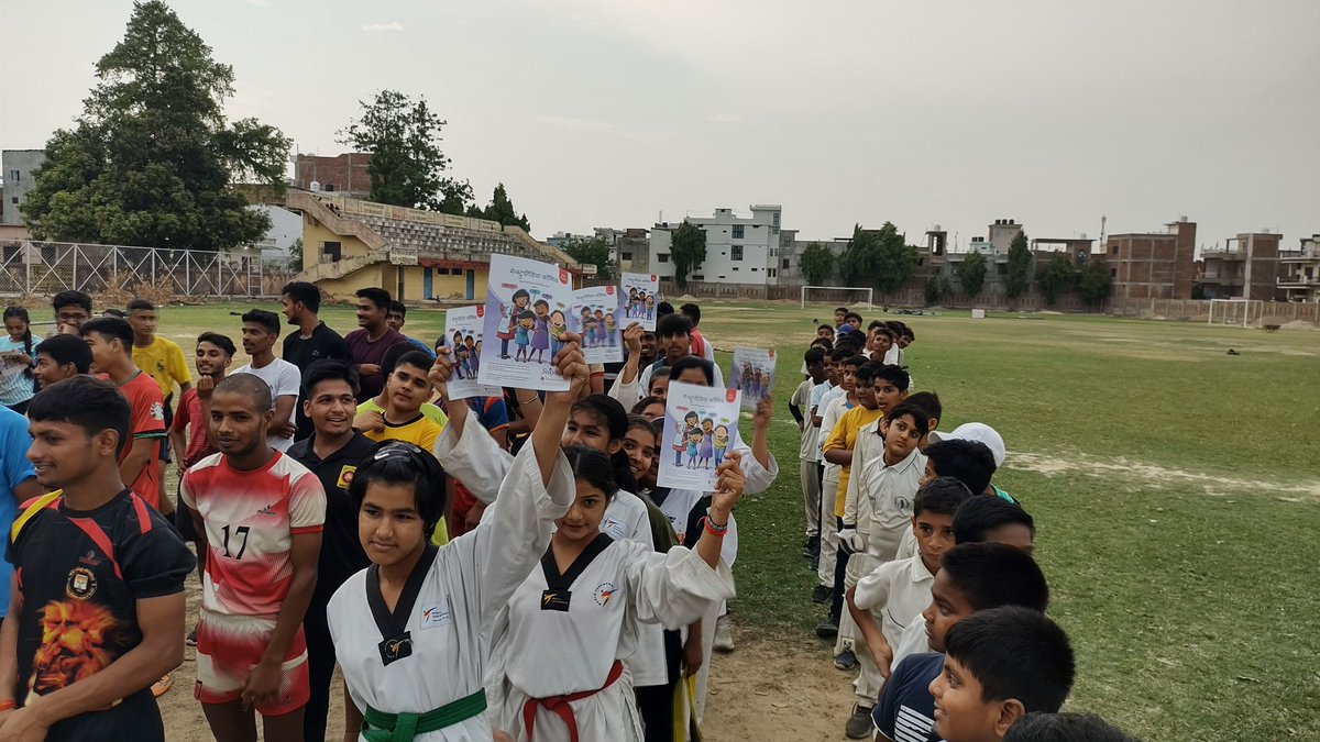 sambhav_india's tweet photo. The Sambhav Foundation, in collaboration with Menstrupedia and Stayfree, organized an impactful awareness program on menstrual hygiene at the Pratapgarh Sports Stadium. #MenstrualHygieneAwareness #SambhavFoundation #Menstrupedia #HealthyPeriods #BreakTheStigma #Empowerment https://t.co/2sHsUwfDG5