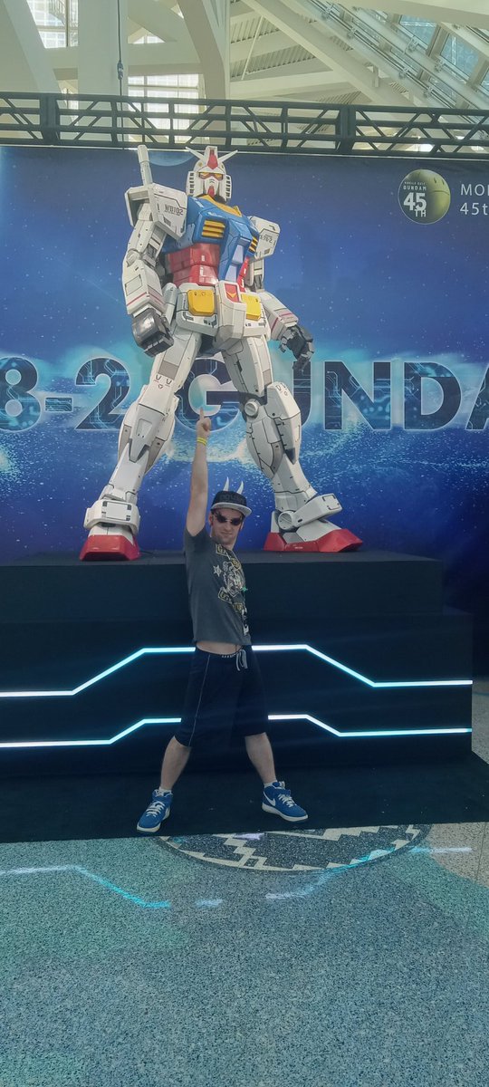 DjDoujinRonin's tweet photo. I TOOK MY SHOT THAT ENDED THE WAR! Nah but we at AX having a blast! Cant wait to kill it tonight at 9 pm at @AnimeExpo #axdance #axdance24 https://t.co/b3JM4CZtU7