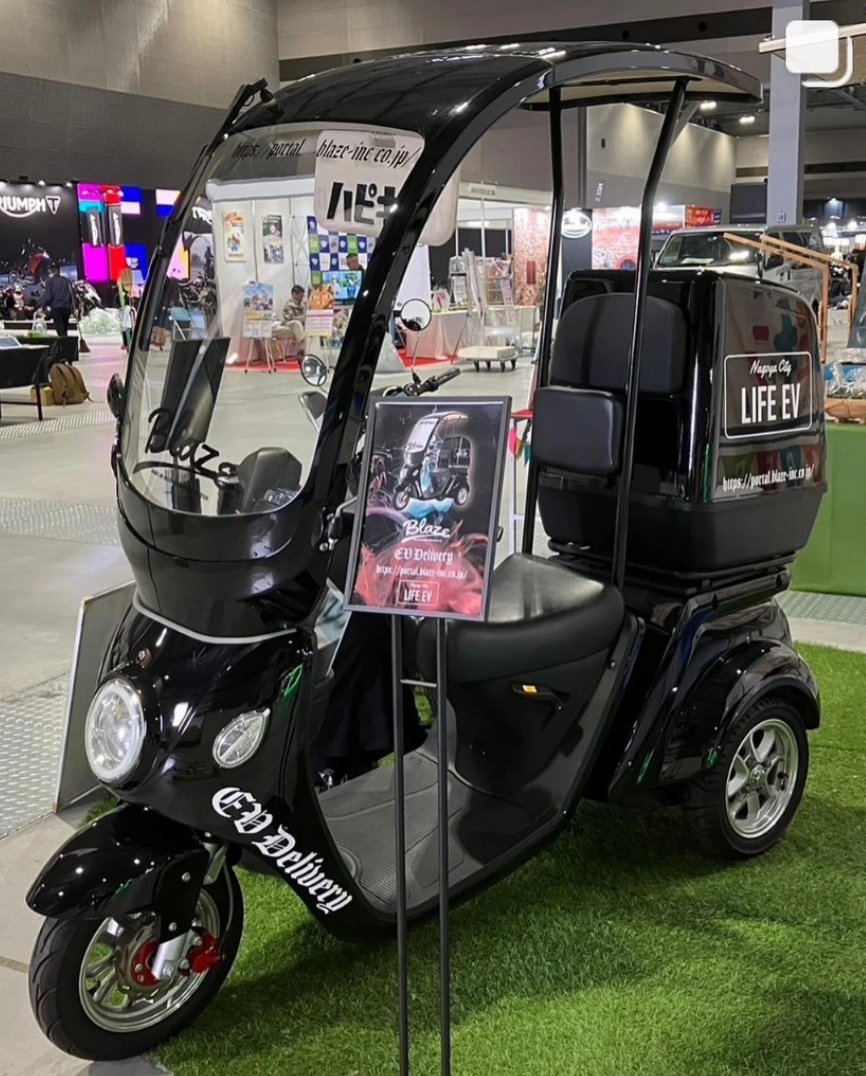 hideyuki_0512's tweet photo. 衝撃価格のキャンペーン実施中🛵
キャノピースクーター #EVデリバリー 
https://t.co/7gmHeQWsR2

企業様や個人のお客様まで様々なシーンでご使用いただいてます

#電動バイク #電動スクーター #原付 #おしゃれさんと繋がりたい #通勤 #買い物 #ミニカー登録 #低コスト #ブレイズ #キャノピー #配達 https://t.co/CZmCLc4dU7