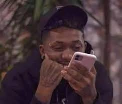 Yo viendo todo el menú que en pocos días voy a estar pidiendo 🤤