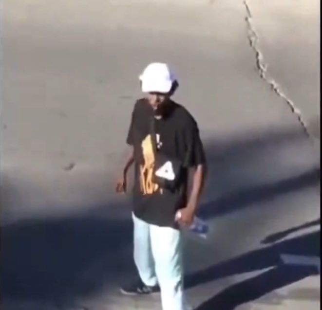 DDotOmen's tweet photo. DAWG. What is wrong with Kendrick Lamar? 😭😭😭😭😭😭😭 https://t.co/ZCl5g4F9Sj