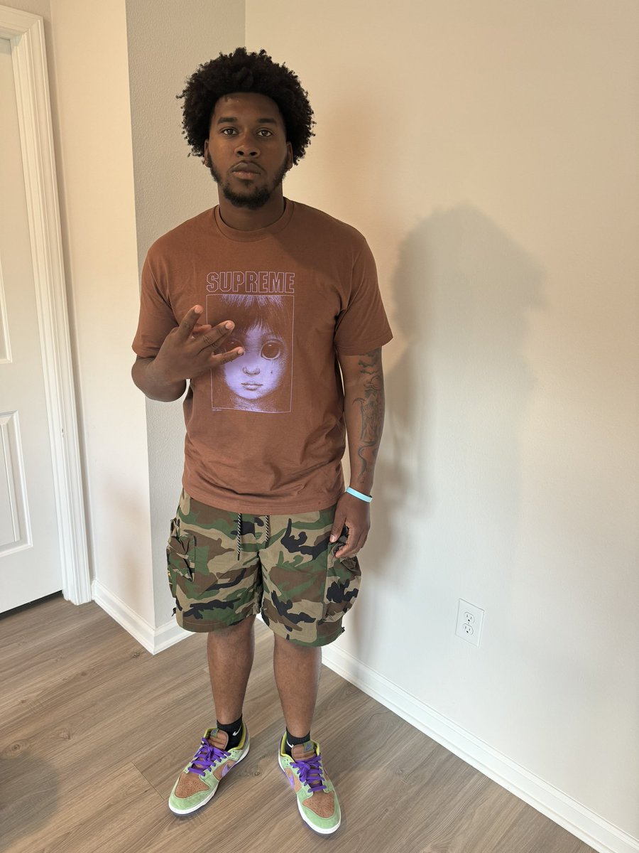 brown4_neil's tweet image. Every day I up check they say that little nigga gone fall off tuh bet 🧌〽️🏗️
#LLMOON🌙