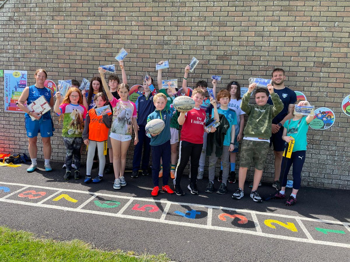 <a href="/emper_ns/">Emper NS</a> we're delighted with their <a href="/LeinsterBranch/">Leinster Domestic</a> pencil cases. It night help ease some of you into big school. Delighted as always to coach you tag rugby. Happy Holidays 😊 #FromTheGroundUp