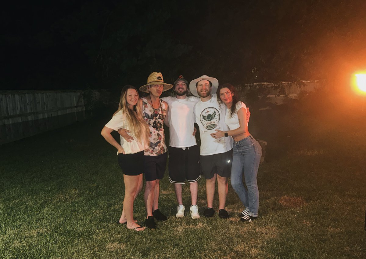thekatebaby's tweet photo. Happy 4th Friends 🇺🇸❤️🤍💙 https://t.co/BwpqPc6PZr