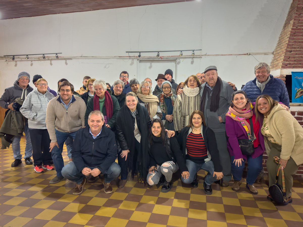 Porque aprendimos qué hay valores que hay que defender y construir, como lo es ser agradecido. 
Hoy en 25 de Agosto, Independencia, Cardal y 25 de Mayo agradecimos a todos los compañeros por el compromiso, temple, sacrificio y el gran respaldo electoral obtenido.