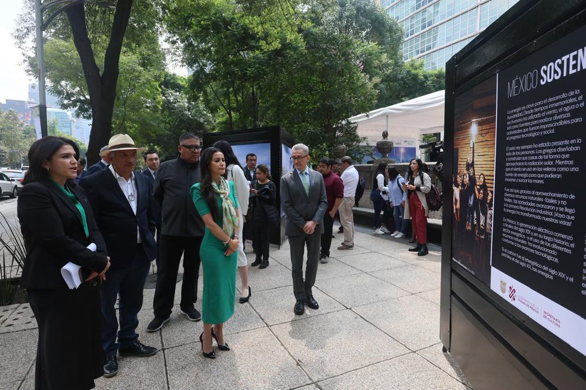 Inauguramos, a través de Fundación Iberdrola, con Sria. de Cultura CDMX la expo fotográfica “México Sostenible”. Celebramos 25 años en Mx promoviendo energía limpias, de la mano con las comunidades #MéxicoSostenible #EnergíaVerde <a href="/iberdrolamex/">IBERDROLA MÉXICO</a> <a href="/CulturaCiudadMx/">Secretaría de Cultura de la Ciudad de México</a> <a href="/galeriasabiert1/">galerias abiertas</a>