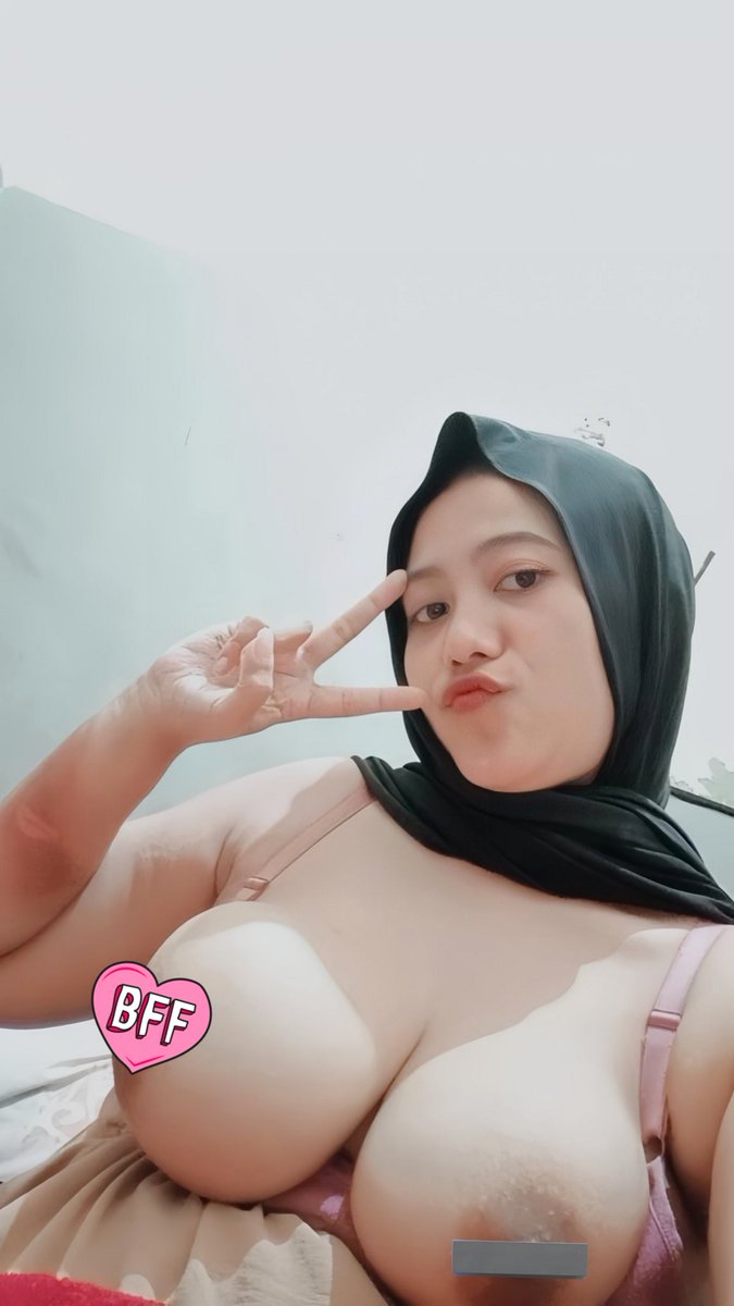 Yaşıma bakma yatakta yeni gelin gibiyimdir dene ve gör aşkım