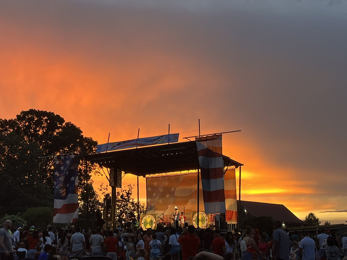 ijk300's tweet image. Happy 4th
