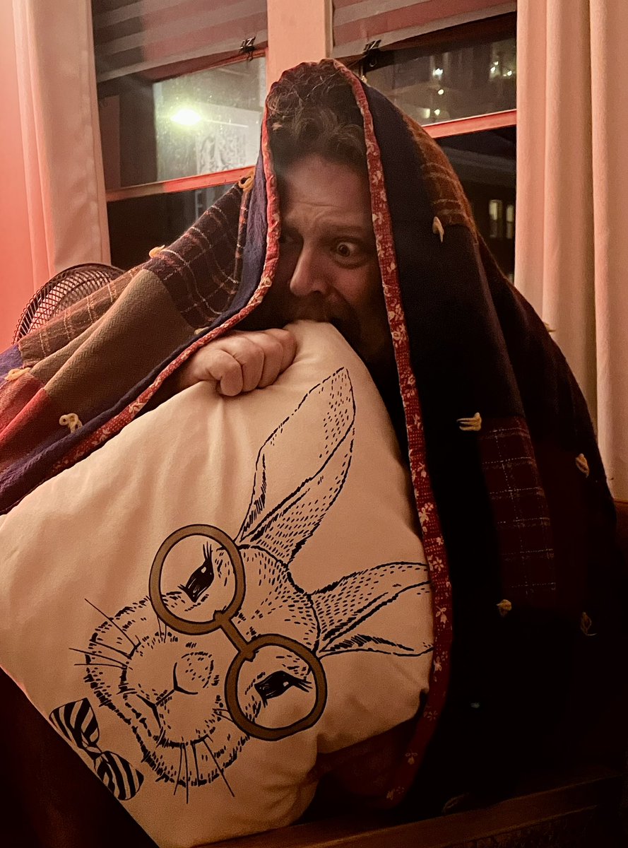 The sky is exploding!! 💥🧨💥😳