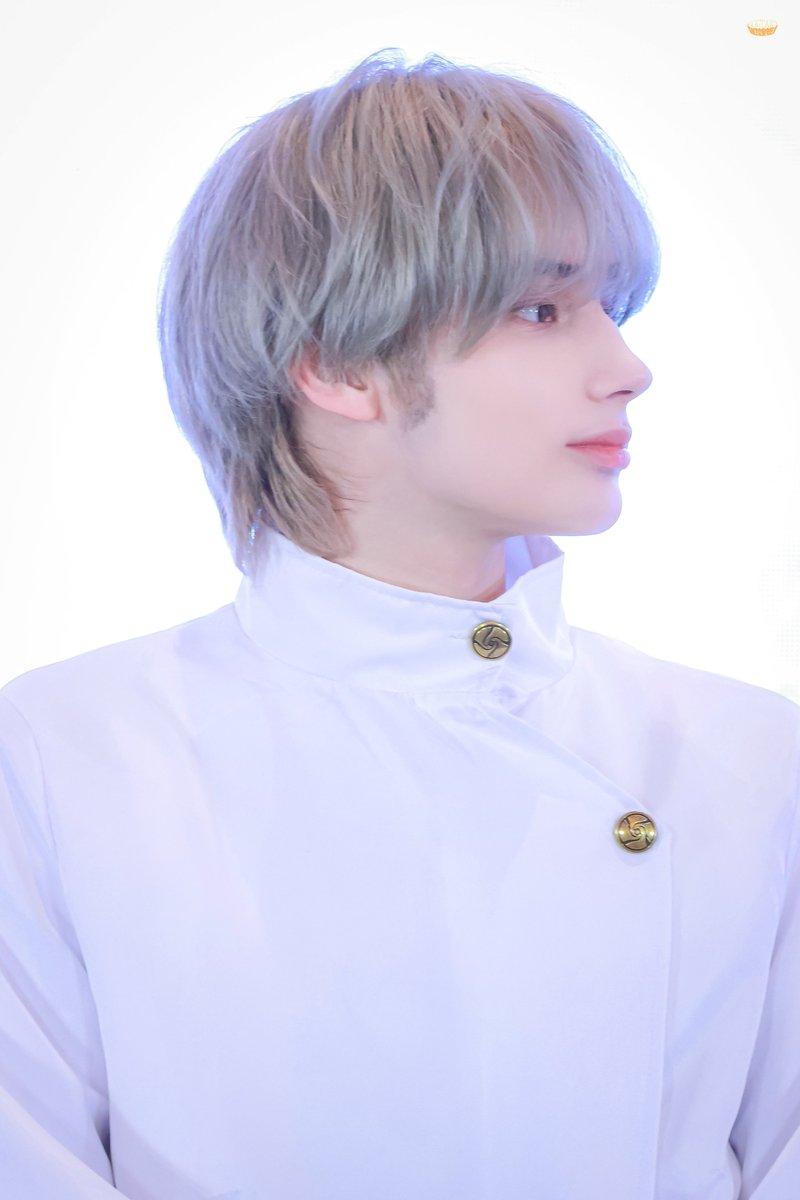 240629 이즈위

#휴닝카이   #HUENINGKAI   
#투모로우바이투게더   #TXT 
#TOMORROW_X_TOGETHER