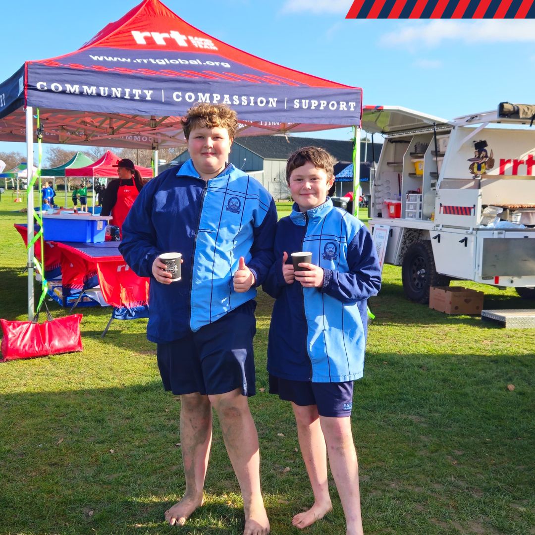 We had a blast at the Ki O Rahi Tournament in Palmerston North! 🎉 We fired up a sausage sizzle and handed out fresh fruit to raise money for <a href="/CureKidsNZ/">Cure Kids</a> ! 🌭🍎 Big thanks to <a href="/KellySportsNZ/">Kelly Sports NZ</a>  for organizing the event. Kids were active and had fun! 💪🏉 #RRTcares