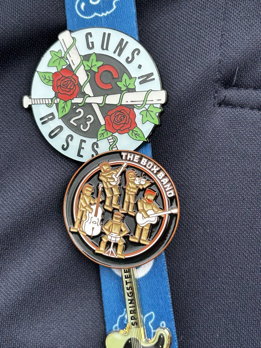 Deb Mirabelli, BSD100 (@mirabellideb) on Twitter photo Somebody befriended another Gallagher Way band at work today and they even gifted her a pin for her lanyard. #bestjobever #everydaygetsbetter <a href="/BerwynSouth100/">Berwyn South District 100</a> <a href="/HeritageD100/">HeritageMiddleSchool</a> <a href="/Morton201/">Morton 201</a> Somebody befriended another Gallagher Way band at work today and they even gifted her a pin for her lanyard. #bestjobever #everydaygetsbetter <a href="/BerwynSouth100/">Berwyn South District 100</a> <a href="/HeritageD100/">HeritageMiddleSchool</a> <a href="/Morton201/">Morton 201</a>