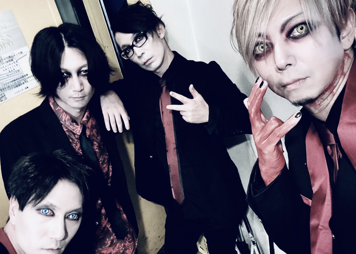 【 2024.7.4 立川HeartBeat Set 
List  】

1.Another Sky
2.CORNFLAKE
3.EXSISTENCE
4.insecurity
5.SPEC
6.BRAND NEW WORLD
7.MOMENT

en.Still Alive

THANX for Coming‼︎

Next>>
7.18(木)池袋手刀
et.infomation@gmail.com