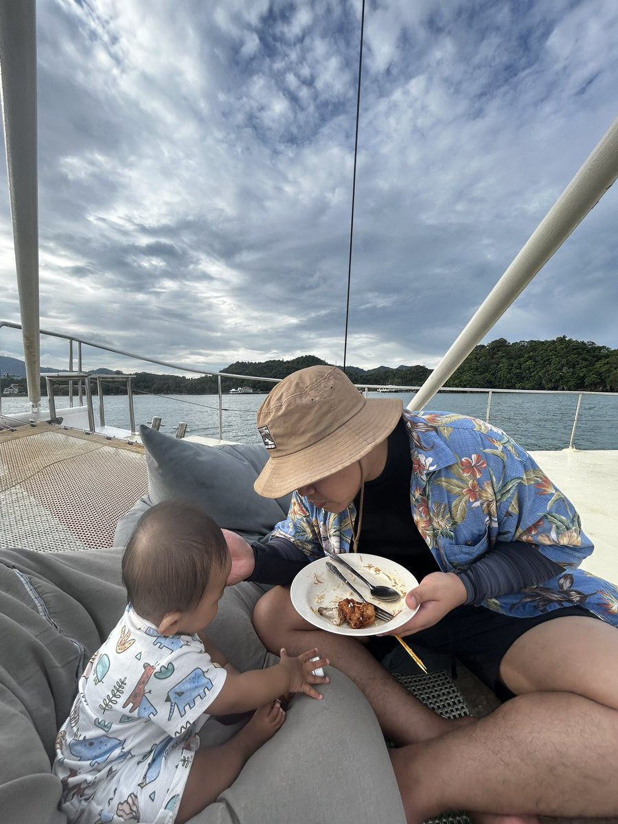 Helsynelly's tweet photo. LGK 🏝️ https://t.co/yxTkThjxRD