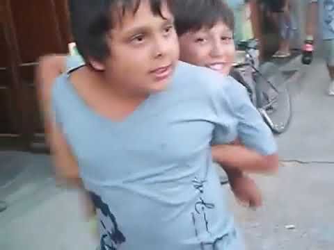 nilxwlls91's tweet photo. yo cuando le                   yo cuando pega 
pegan a el cuti                           el cuti https://t.co/1xNBPXNvDt