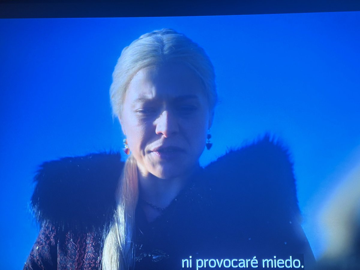 Hola 👋 Yo estoy viendo la Casa del Ladrón digo del Dragon 🐉 

Una pregunta Argentina 🇦🇷 ya esta robando?