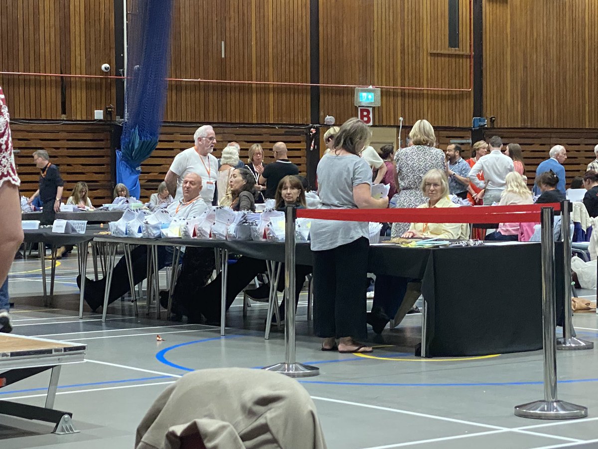 Thomas Hanway tweet media