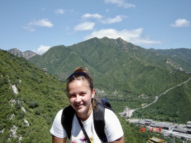 JulianaVillegas's tweet photo. 💛Hace #20años empezó mi recorrido x la ruta de la #internacionalización. Mezclando #Economía y #CienciaPolítica hice la práctica en #China apoyando la Oficina Comercial de #Proexport (hoy PROCOLOMBIA), que apenas abría sus puertas, solamente para la promoción de #exportaciones https://t.co/I1zaUex4oX