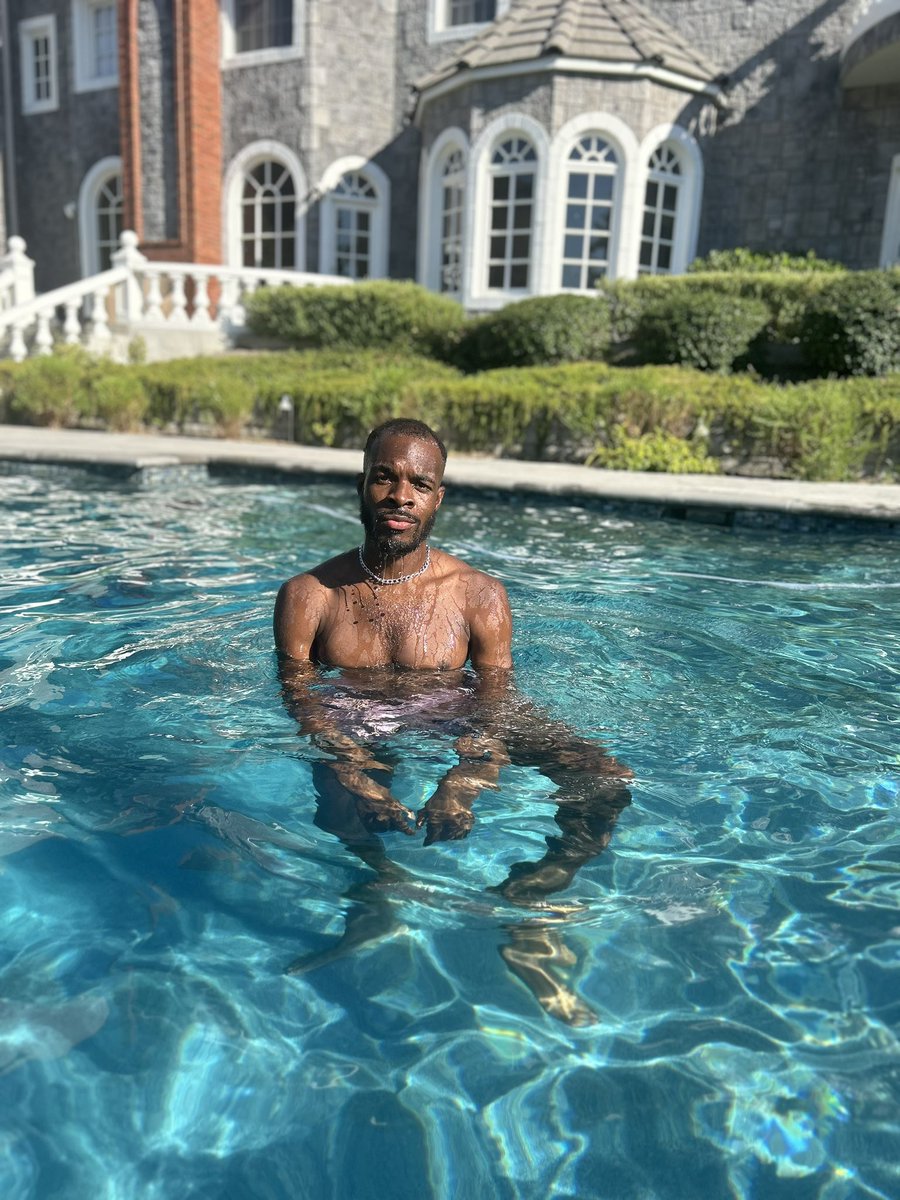 ikeeennna's tweet photo. swimming into summer bliss 💧🇺🇸 https://t.co/HLQOiaxZ56