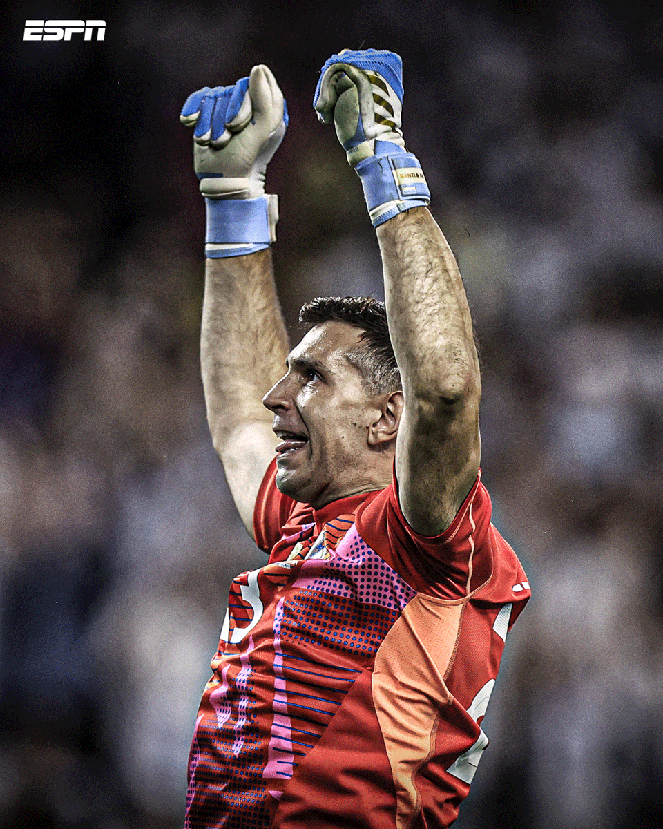 ESPNArgentina's tweet photo. 🔥🇦🇷 SÍ, EMILIANO.

#CopaAmérica https://t.co/67qgqTjoZD