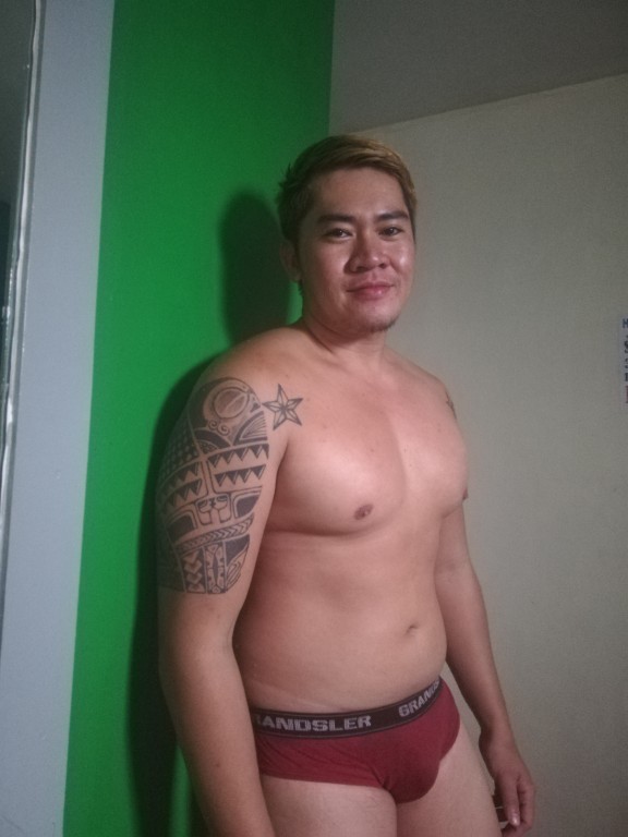 FCabagsang76025's tweet photo. #theDebonairemen#,massage therapists loc Kamuning Q,c  09351662079 https://t.co/5pa7rWBlsk