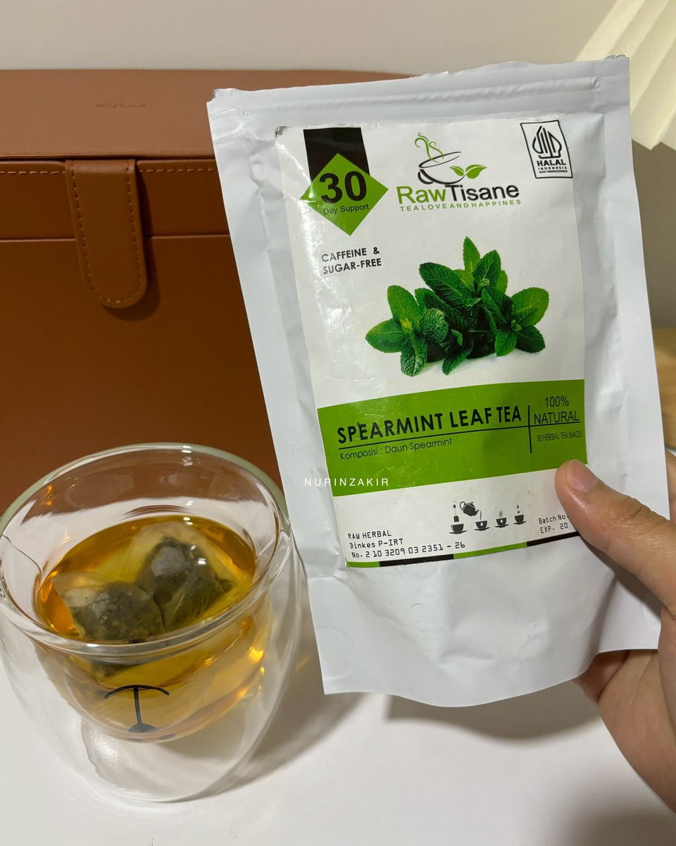 nurinzakir1's tweet photo. Girls, please drink spearmint tea! 

I've been drinking it for a month now, and yes ada kesan!! 💗 https://t.co/gMrIiSD12q
