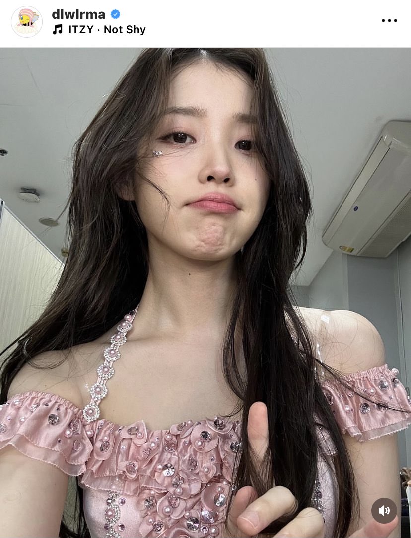 (CLOSED) 𝐈𝐔 𝐓𝐡𝐚𝐢𝐥𝐚𝐧𝐝 𝐅𝐚𝐧𝐛𝐚𝐬𝐞 🌸 tweet media