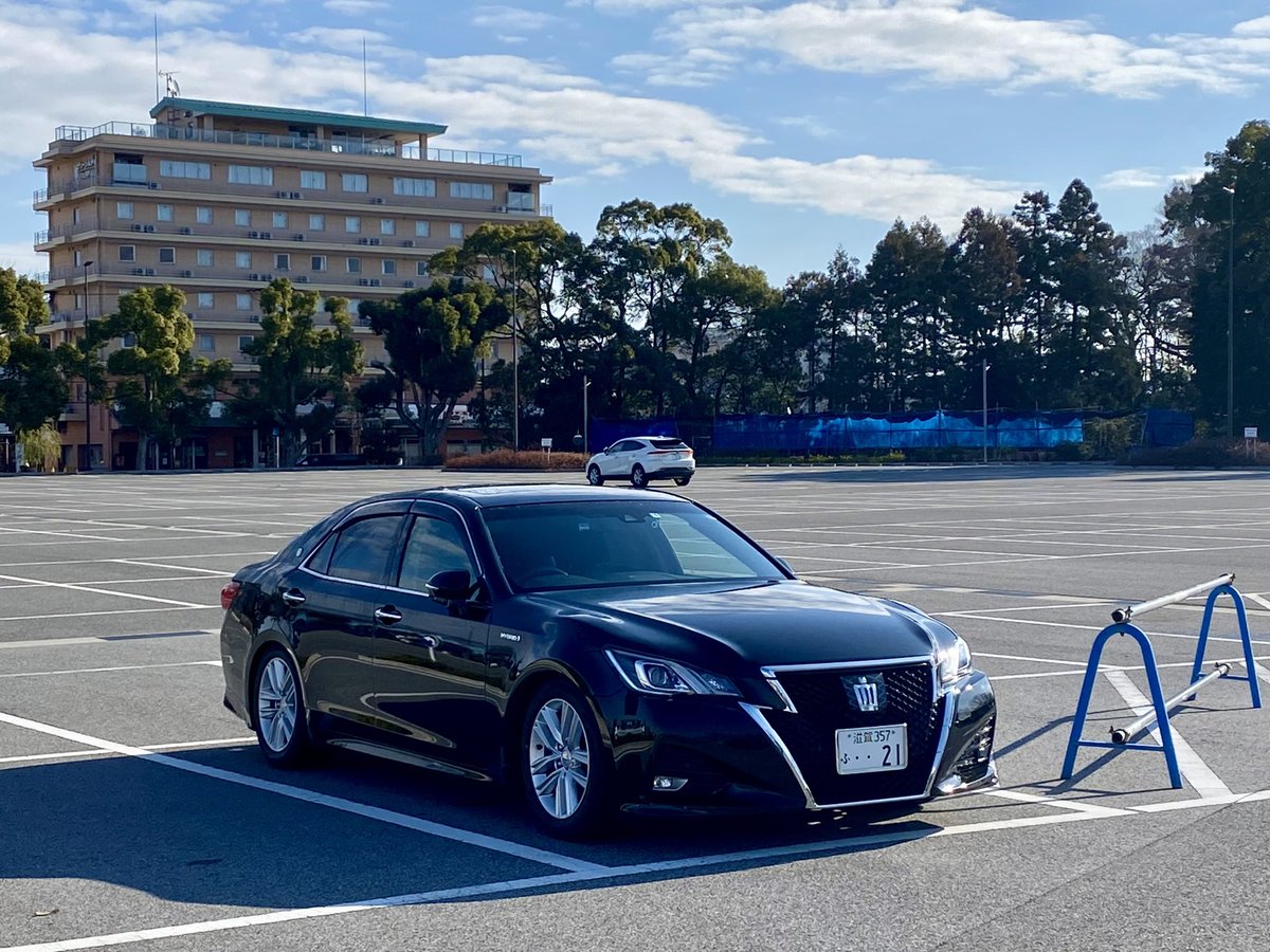 TERU_car's tweet photo. #5日はクラウン
最近写真撮ってないから���い回しで、、、
もうそろとりにいきたい https://t.co/NRJQGcJW5R