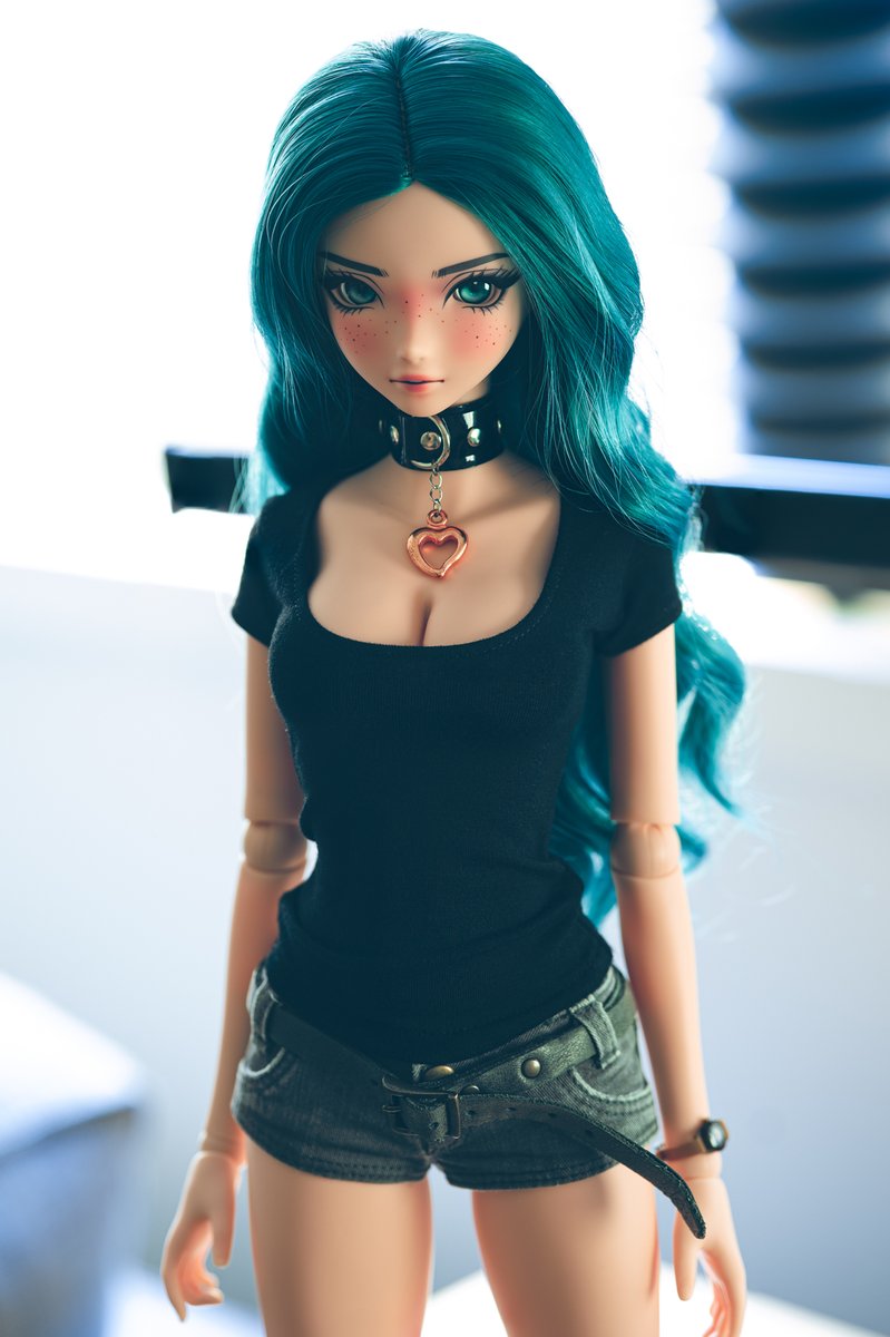 granemo's tweet photo. Introducing Legion #smartdoll https://t.co/uicpBK5riK