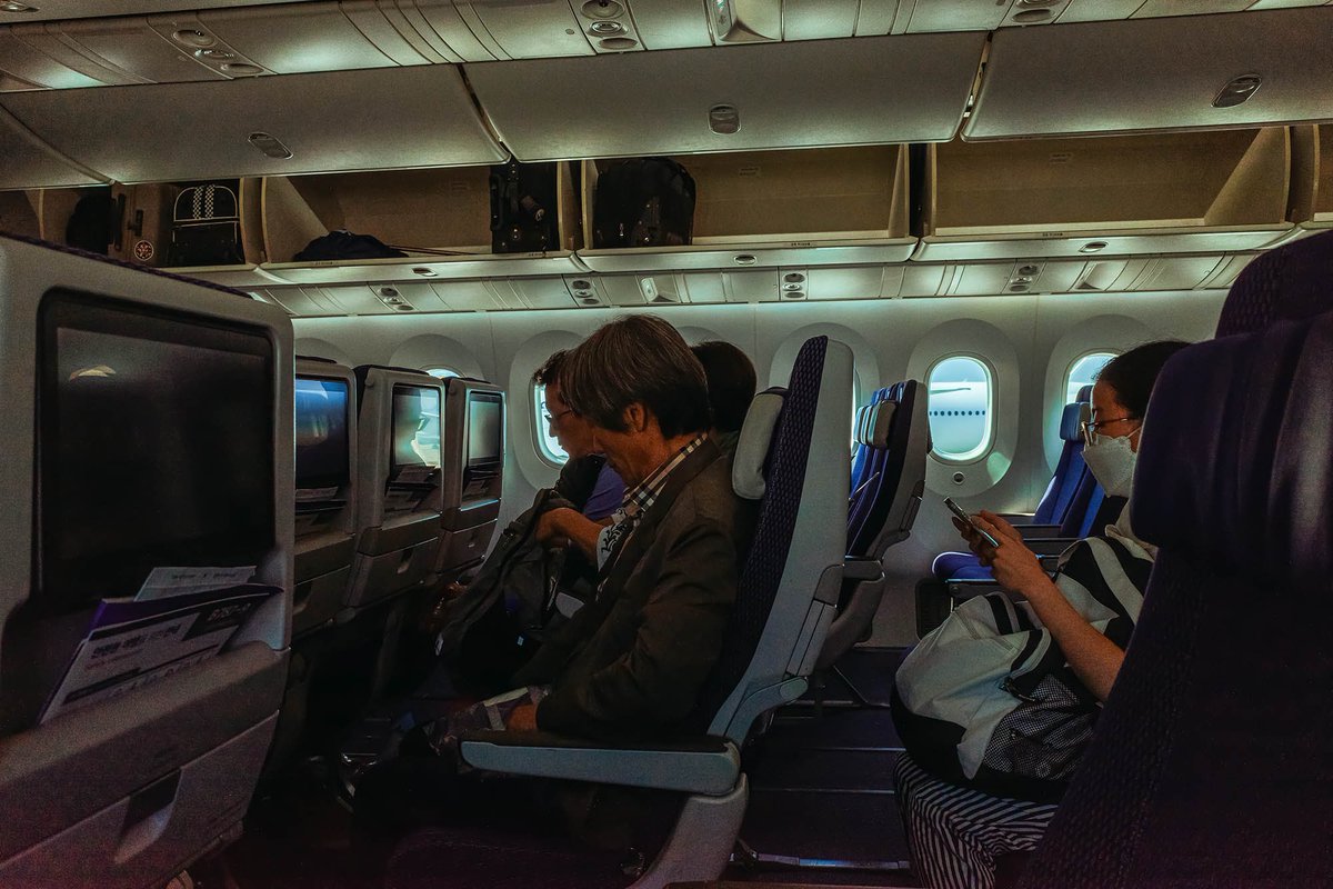 Ajsimns tweet media