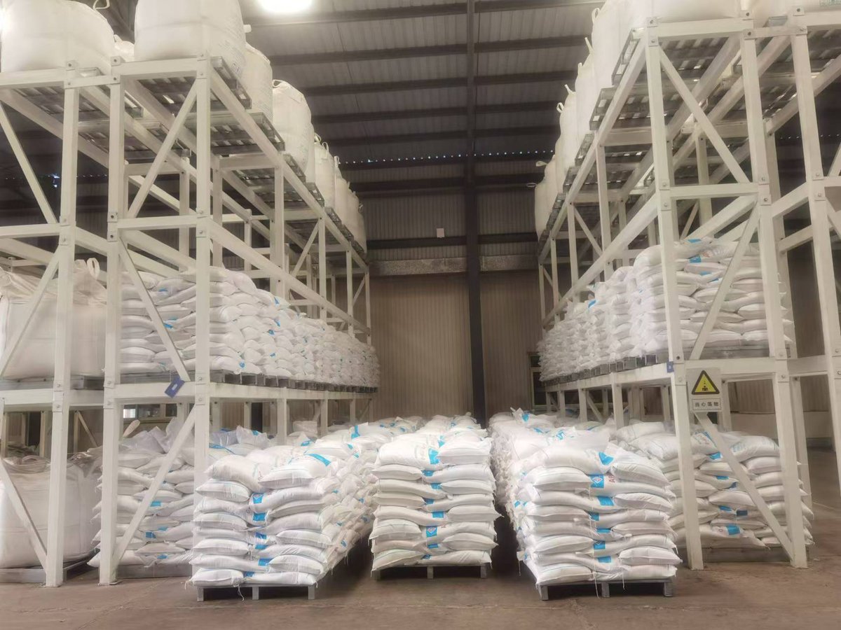 Boost your crops with our premium Ammonium Polyphosphate Fertilizer! 🌱 💪  

Experience unparalleled growth and sustainability. Try it now and watch your fields thrive!  
#Farming #SustainableAg #CropGrowth #PlantPower